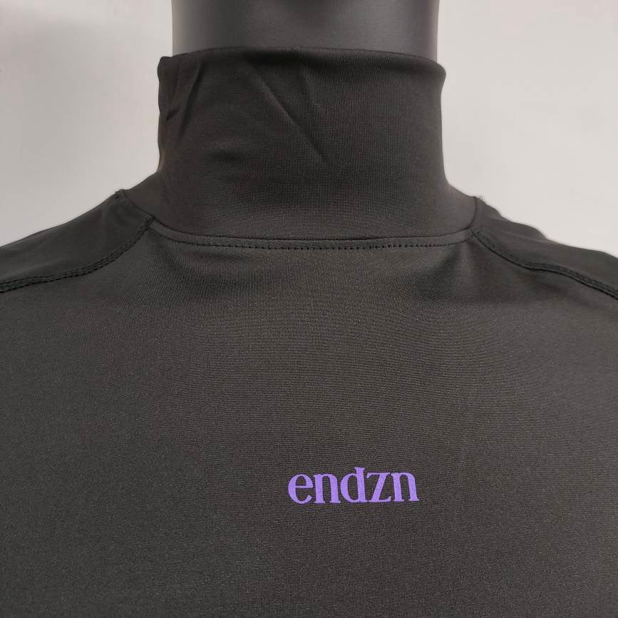 SLEEVELESS TURTLENECK - BLACK