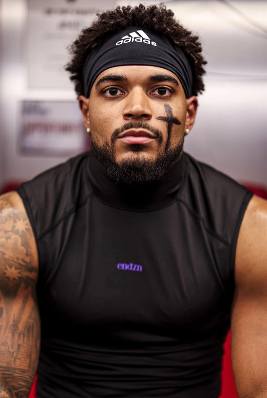 SLEEVELESS TURTLENECK - BLACK