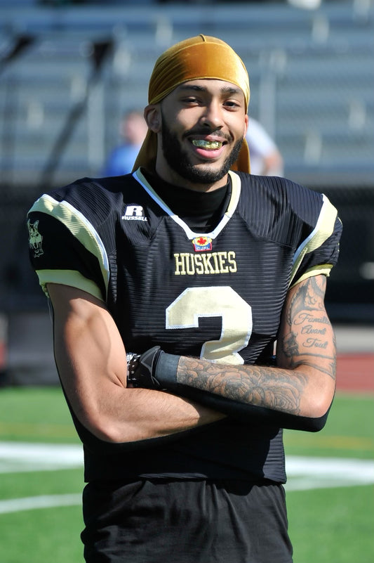 SLEEVELESS TURTLENECK - BLACK